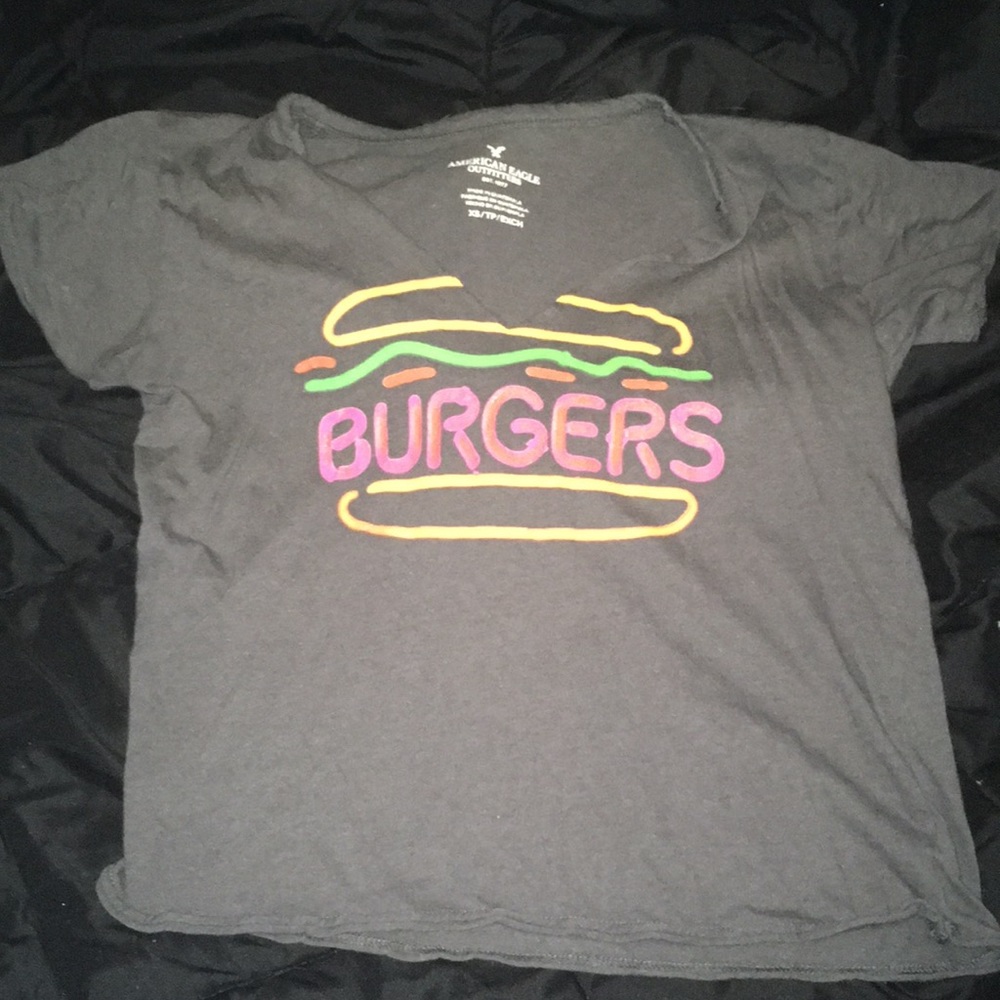 American eagle soft V-neck tee